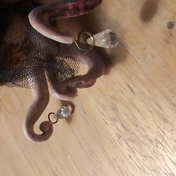 AVAILABLE - Vintage Octopus Ornament. - Picture 3 of 7